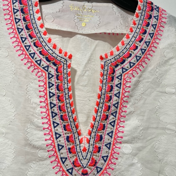 Lilly Pulitzer xs white top like new neon - Picture 2 of 3